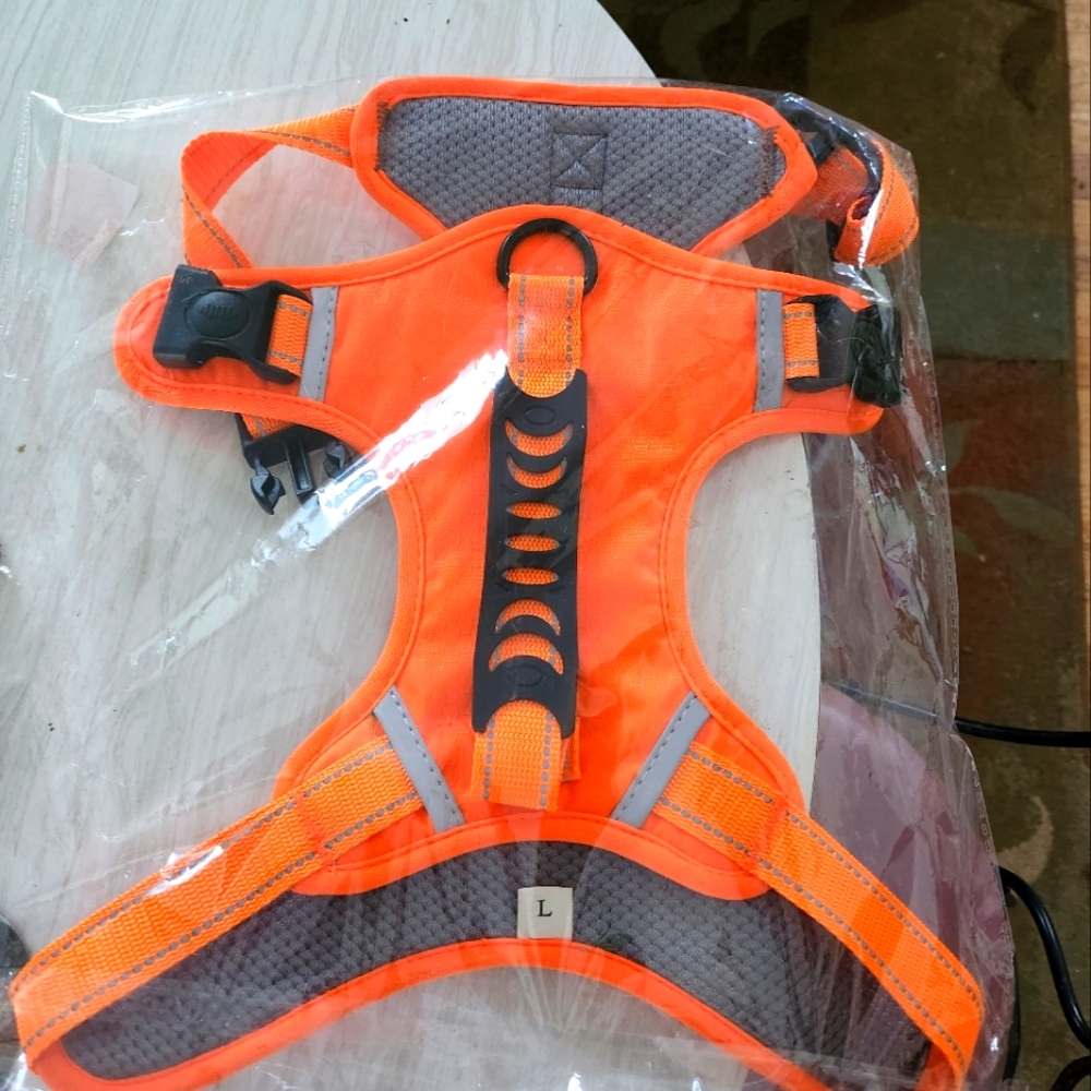 Dog Harness size large. Brand new in package